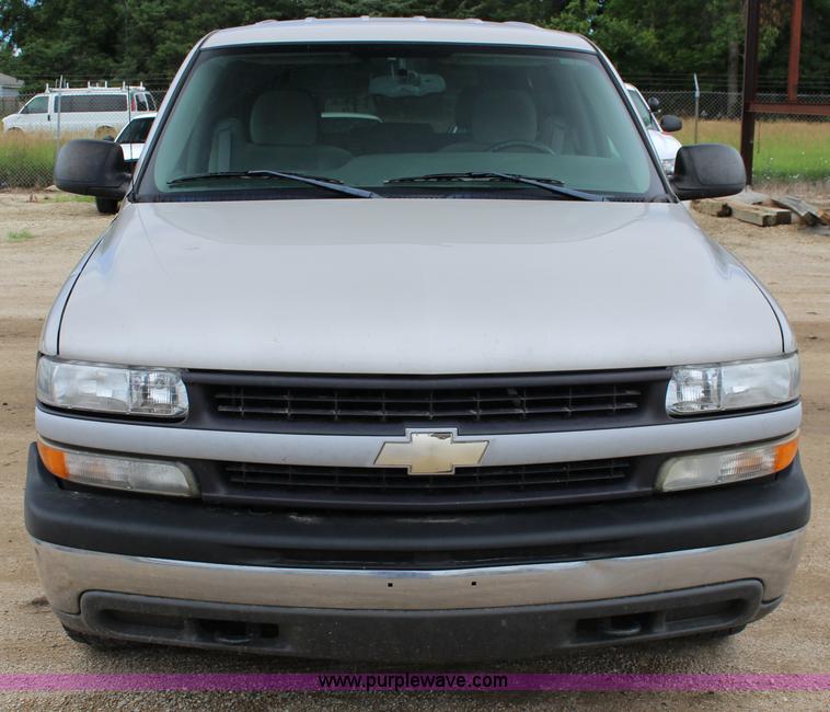 image for item K3190 2005 Chevrolet Tahoe SUV