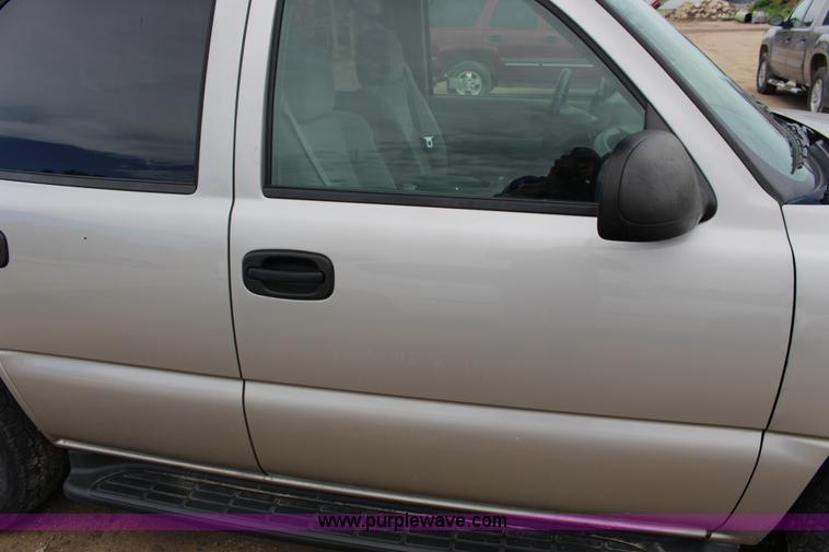 image for item K3190 2005 Chevrolet Tahoe SUV