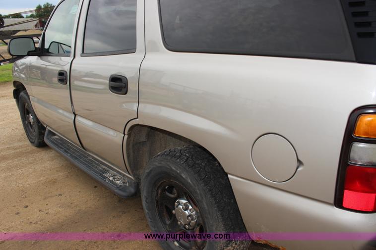 image for item K3190 2005 Chevrolet Tahoe SUV