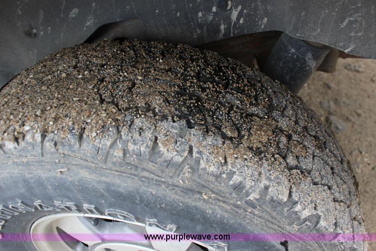 image for item K3192 2003 Chevrolet Tahoe SUV