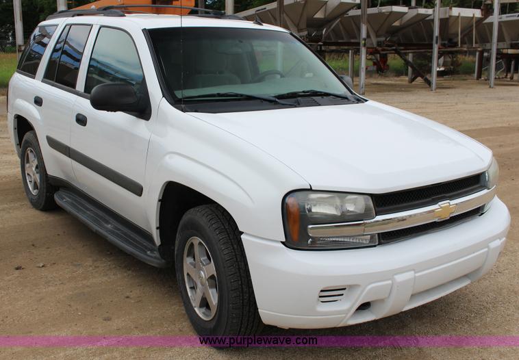 image for item K3193 2005 Chevrolet TrailBlazer SUV