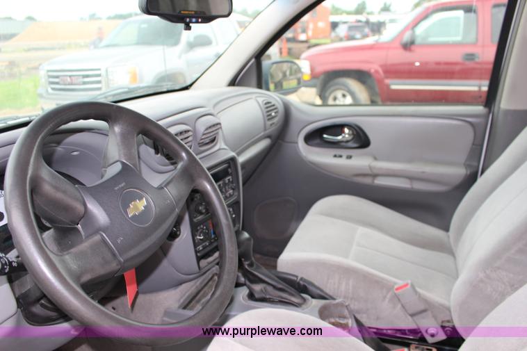 image for item K3193 2005 Chevrolet TrailBlazer SUV