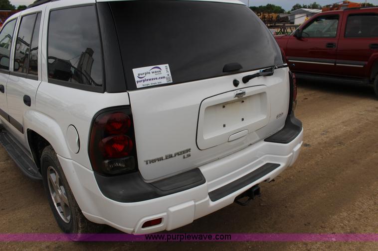 image for item K3193 2005 Chevrolet TrailBlazer SUV