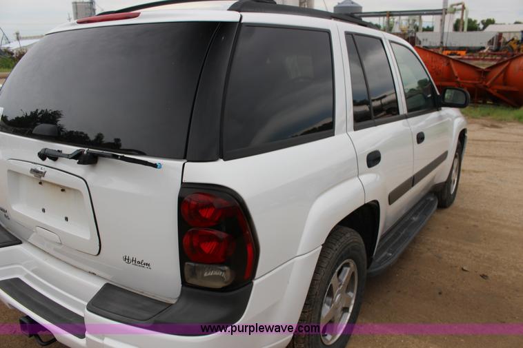 image for item K3193 2005 Chevrolet TrailBlazer SUV
