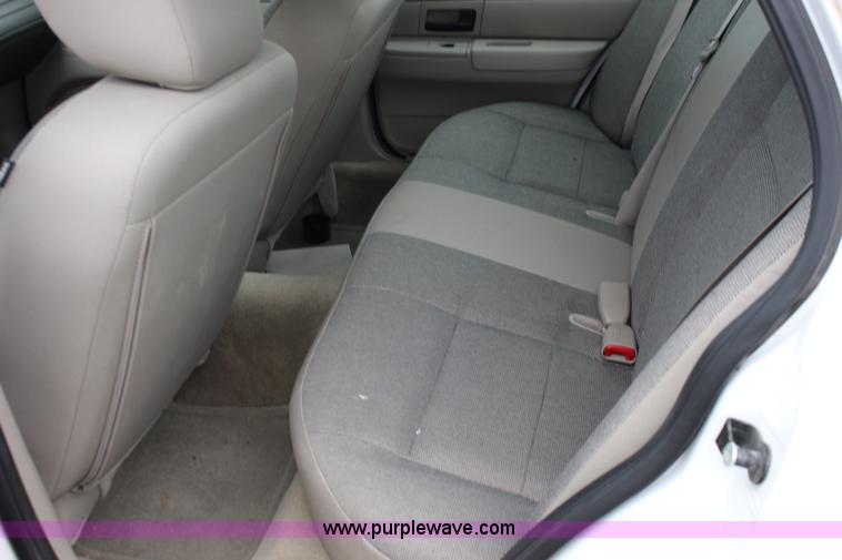 image for item K3194 2011 Ford Crown Victoria Police Interceptor