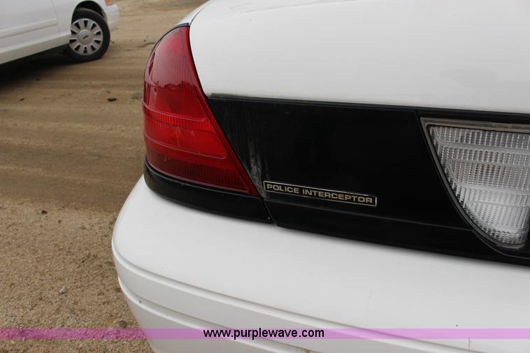 image for item K3194 2011 Ford Crown Victoria Police Interceptor