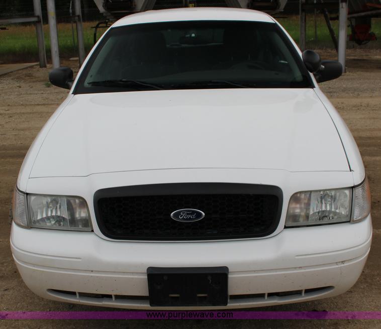 image for item K3196 2011 Ford Crown Victoria Police Interceptor