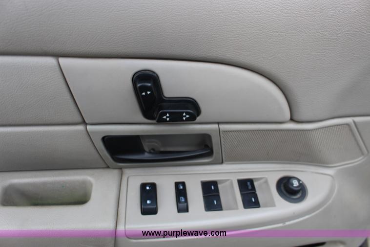 image for item K3196 2011 Ford Crown Victoria Police Interceptor