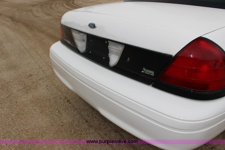 image for item K3196 2011 Ford Crown Victoria Police Interceptor