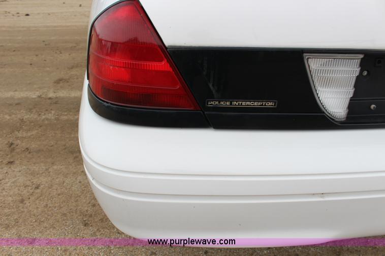 image for item K3196 2011 Ford Crown Victoria Police Interceptor