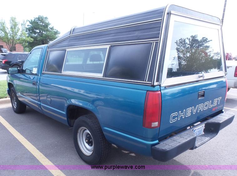 image for item K4660 1997 Chevrolet 1500 pickup truck