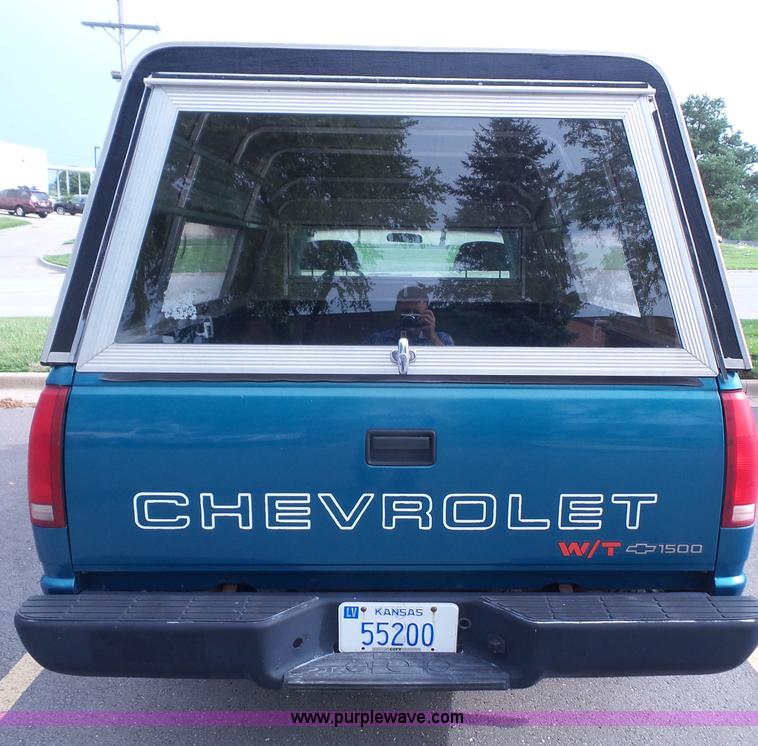 image for item K4660 1997 Chevrolet 1500 pickup truck