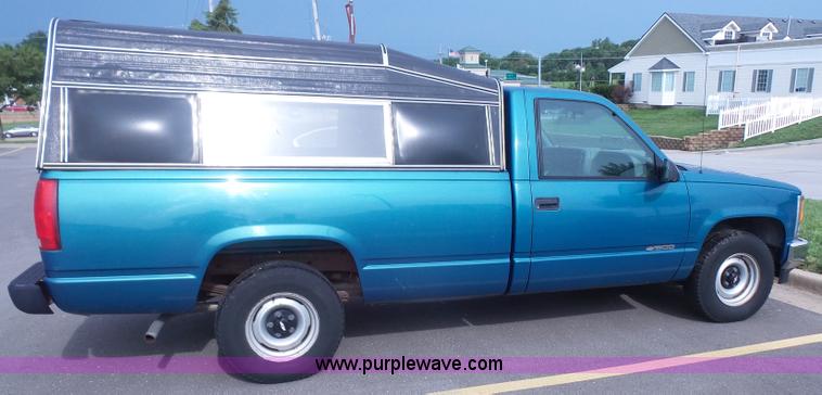 image for item K4660 1997 Chevrolet 1500 pickup truck