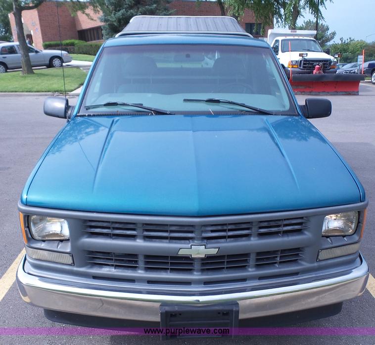 image for item K4660 1997 Chevrolet 1500 pickup truck