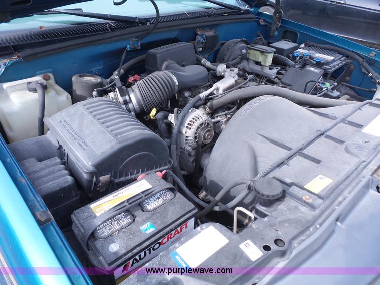 image for item K4660 1997 Chevrolet 1500 pickup truck