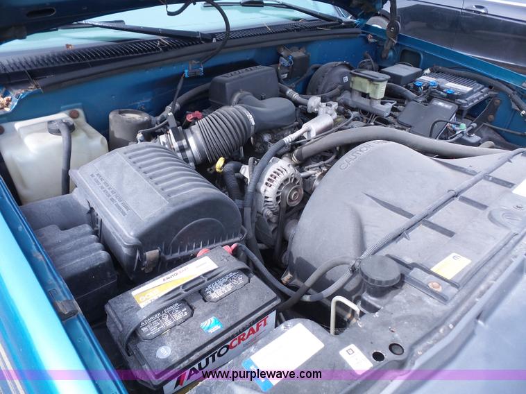 image for item K4660 1997 Chevrolet 1500 pickup truck