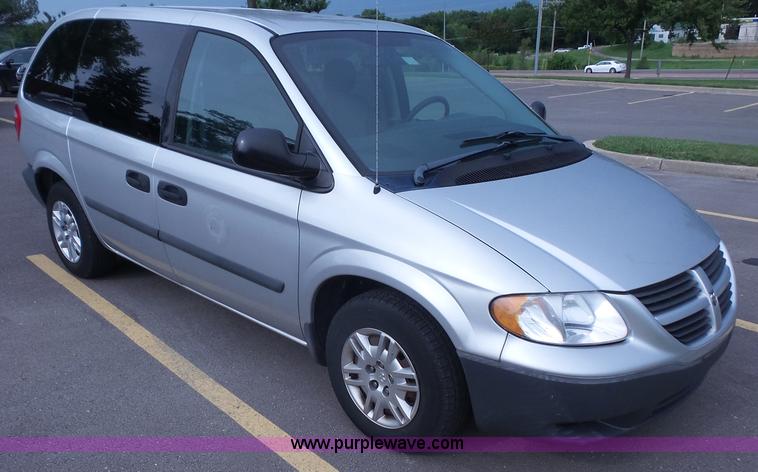 image for item K4661 2006 Dodge Caravan