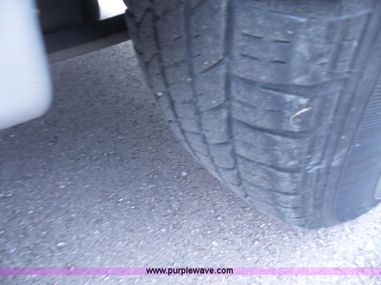 image for item K4661 2006 Dodge Caravan