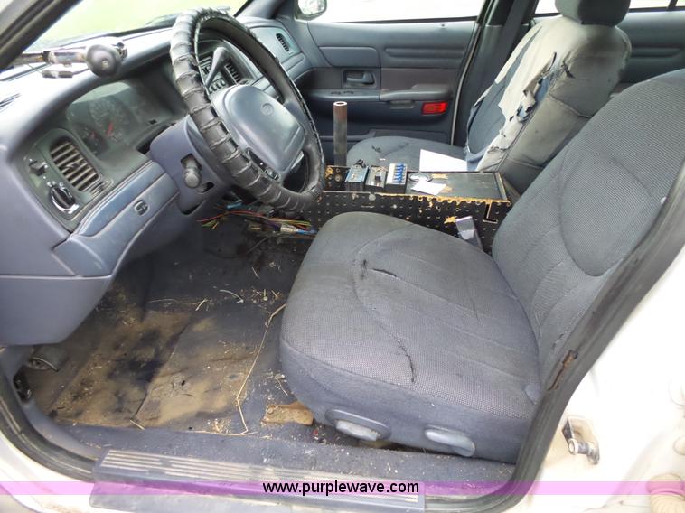 image for item K5360 2000 Ford Crown Victoria Police Interceptor