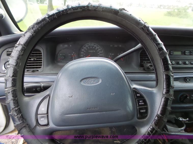 image for item K5360 2000 Ford Crown Victoria Police Interceptor