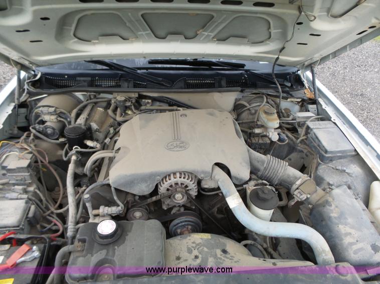 image for item K5360 2000 Ford Crown Victoria Police Interceptor