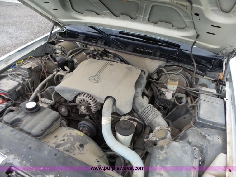 image for item K5360 2000 Ford Crown Victoria Police Interceptor