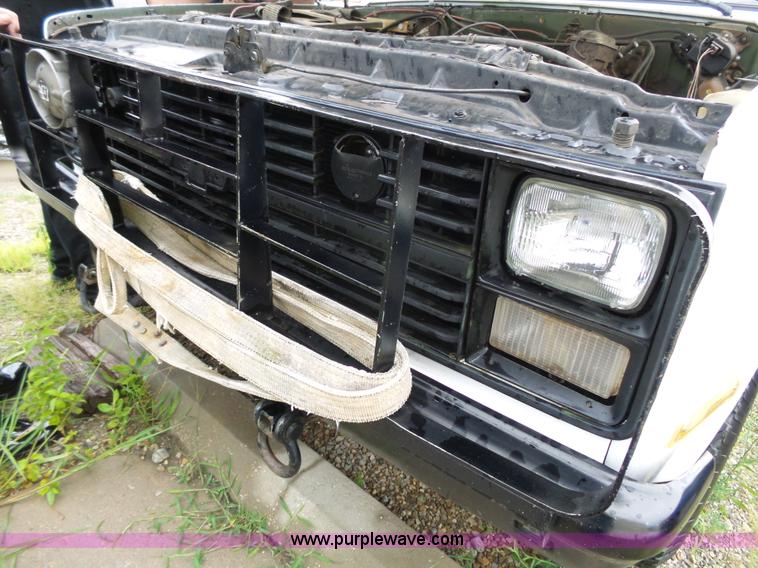image for item K5361 1984 Chevrolet D10 Military Blazer SUV