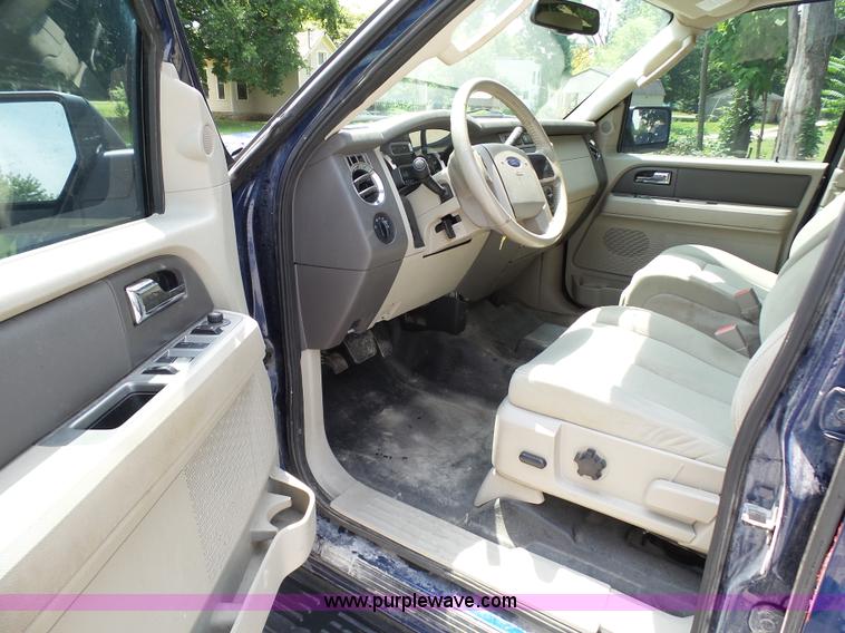 image for item K5388 2011 Ford Expedition SUV