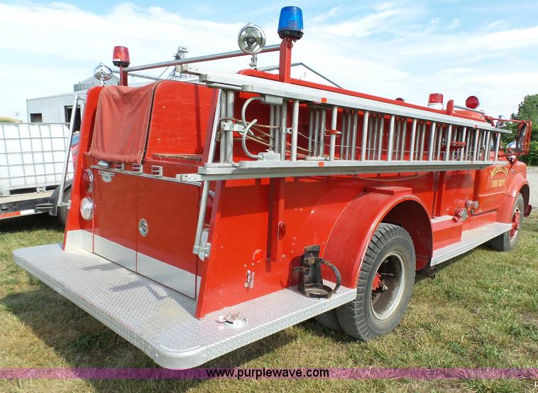 image for item K5430 1972 GMC 6500 fire truck