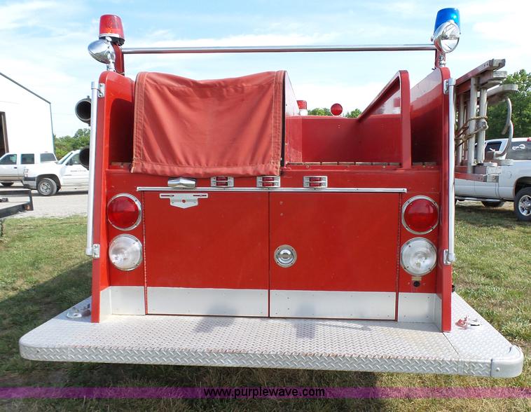 image for item K5430 1972 GMC 6500 fire truck