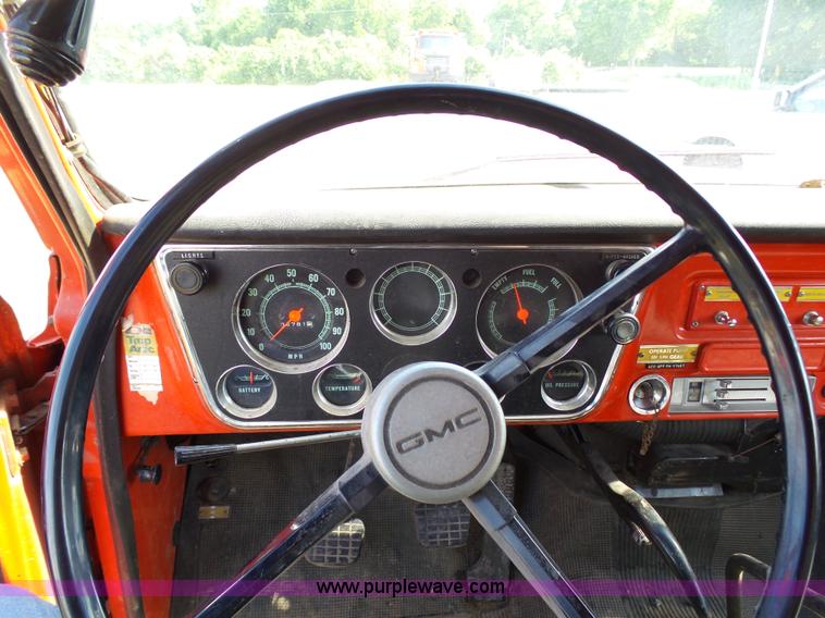 image for item K5430 1972 GMC 6500 fire truck