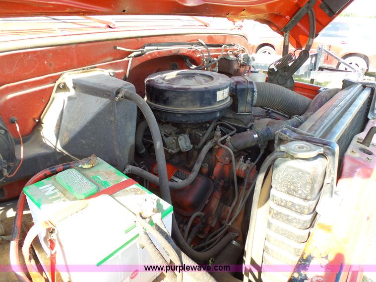 image for item K5430 1972 GMC 6500 fire truck