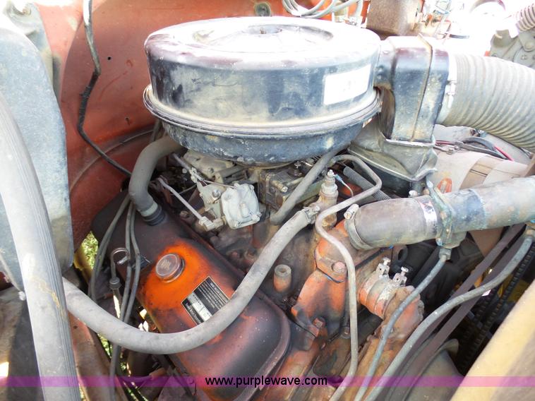 image for item K5430 1972 GMC 6500 fire truck