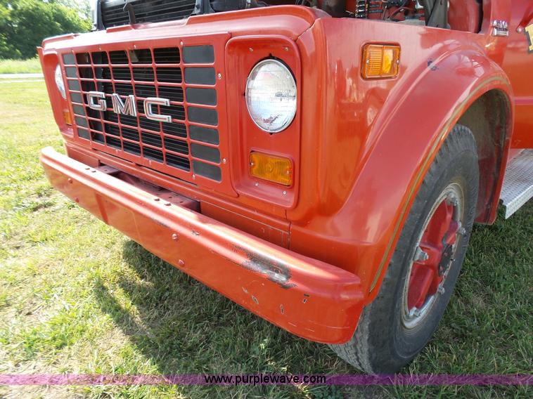 image for item K5430 1972 GMC 6500 fire truck
