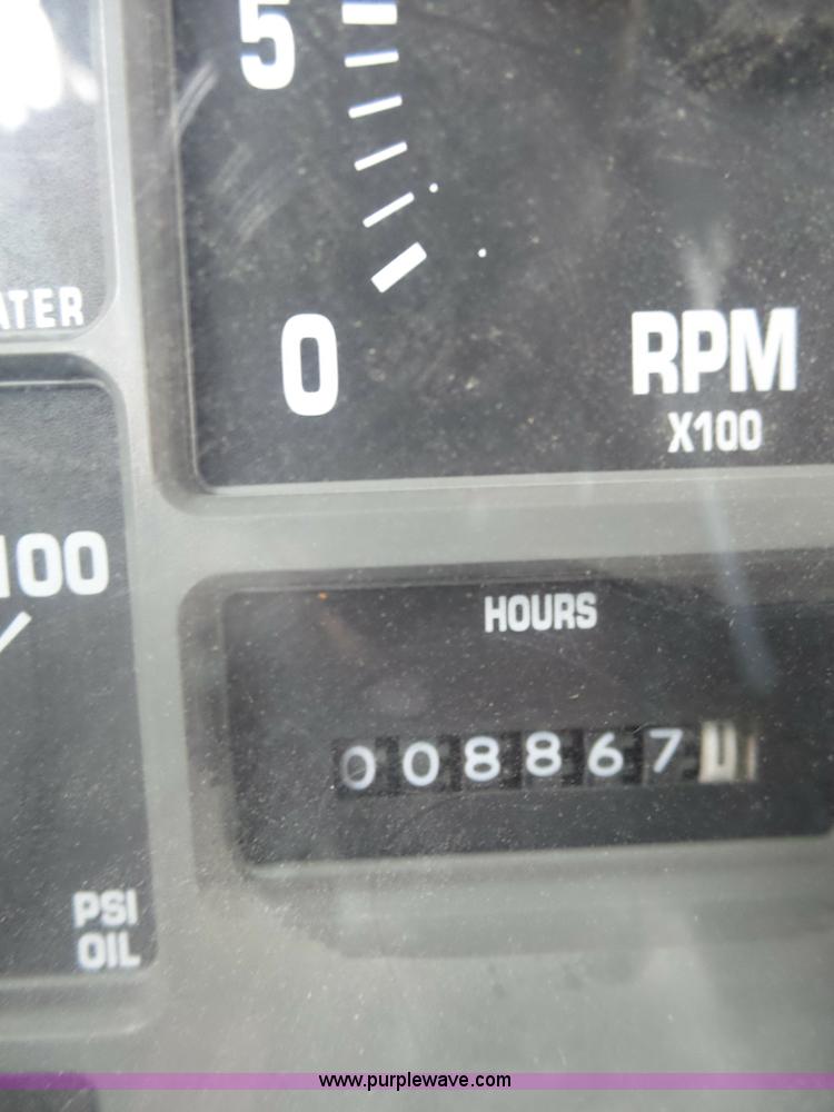 image for item K5431 2000 International 3800 school bus