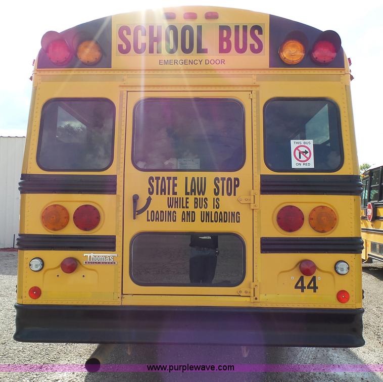 image for item K5432 2004 Freightliner FS65 school bus