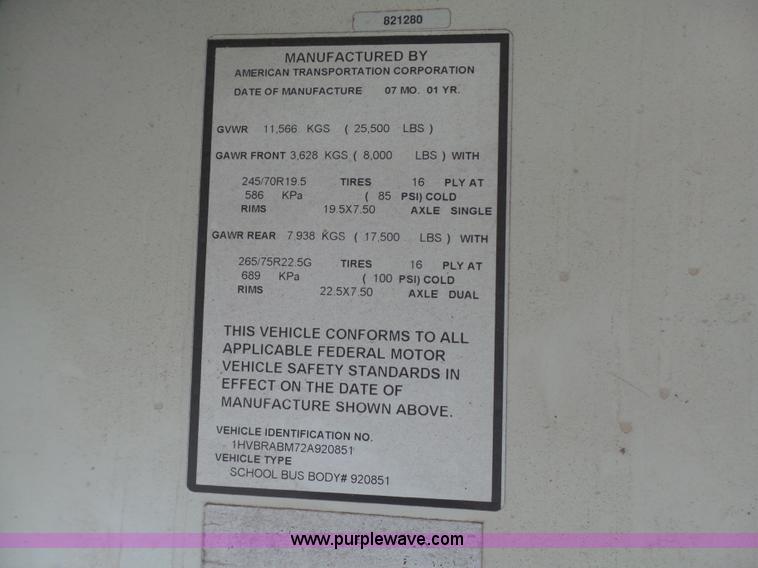 image for item K5433 2002 International 3800 school bus