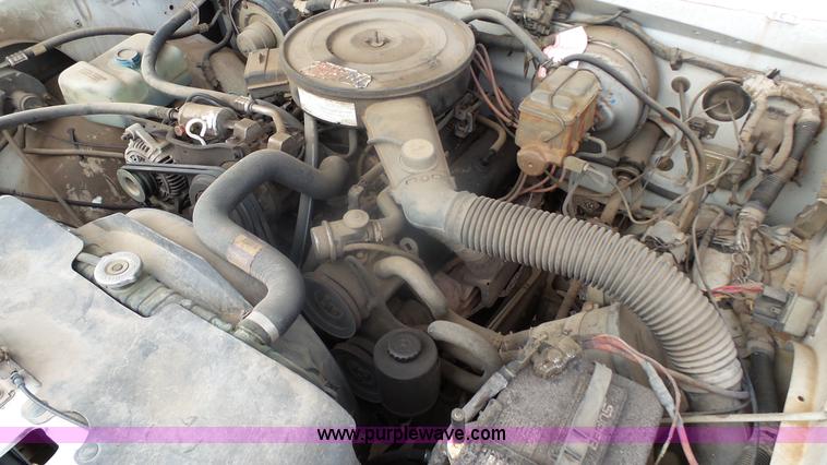 image for item K5477 1988 Dodge D350 flatbed pickup truck