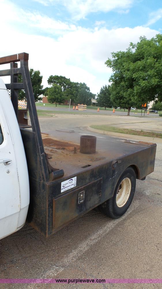 image for item K5477 1988 Dodge D350 flatbed pickup truck