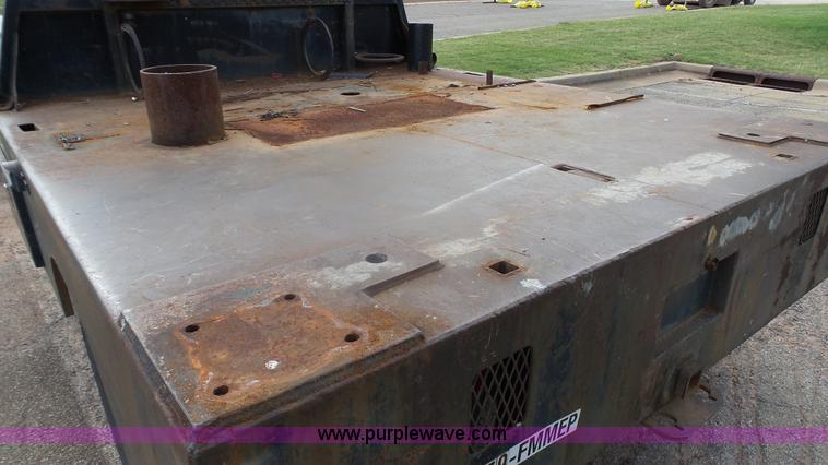 image for item K5477 1988 Dodge D350 flatbed pickup truck