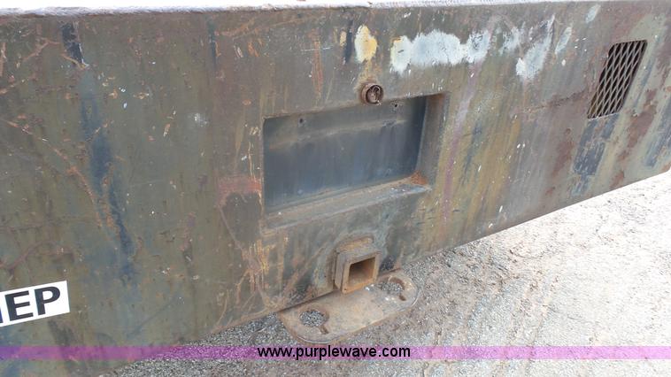 image for item K5477 1988 Dodge D350 flatbed pickup truck