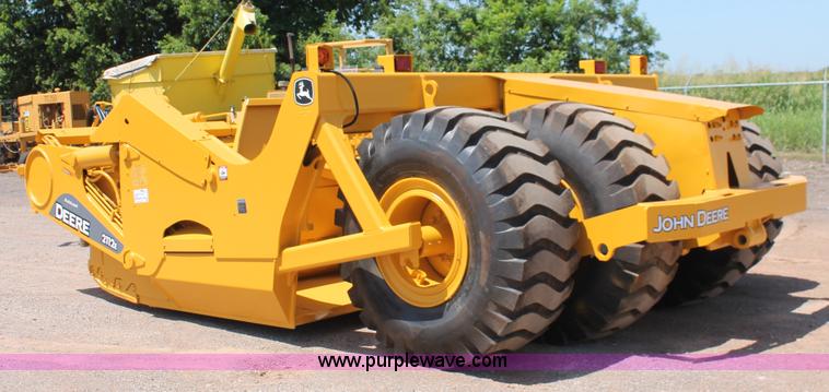 image for item K8795 2013 John Deere 2112E scraper