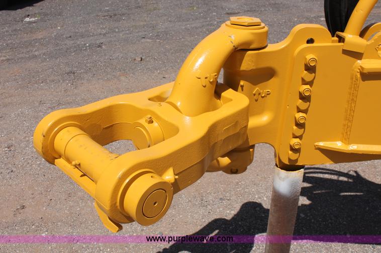 image for item K8795 2013 John Deere 2112E scraper