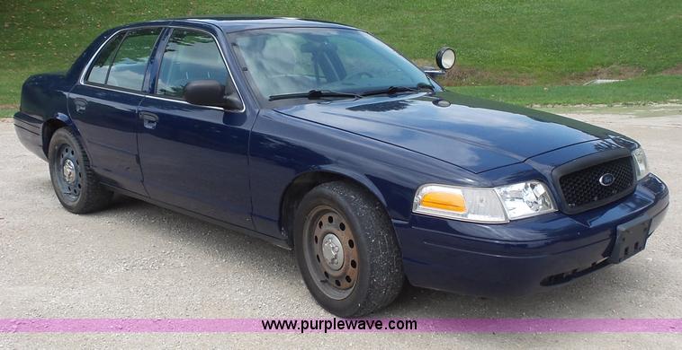 image for item L3499 2010 Ford Crown Victoria Police Interceptor