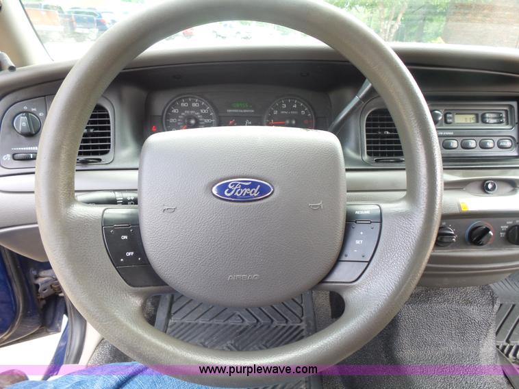 image for item L3499 2010 Ford Crown Victoria Police Interceptor