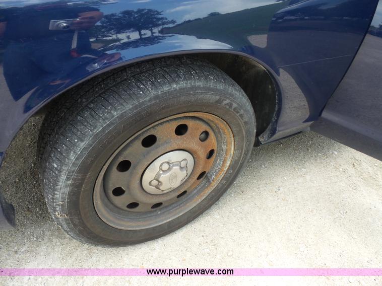 image for item L3499 2010 Ford Crown Victoria Police Interceptor