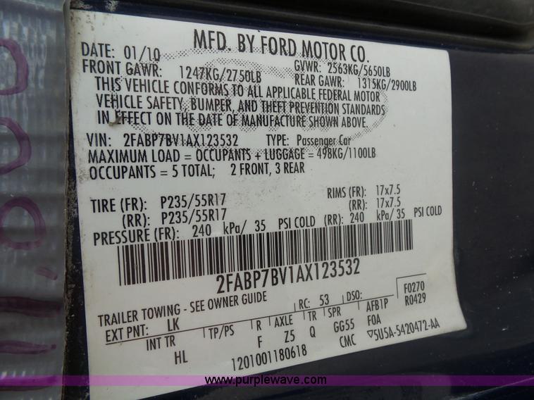 image for item L3499 2010 Ford Crown Victoria Police Interceptor