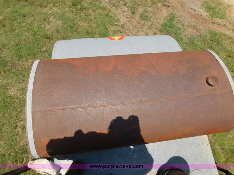 image for item L5888 Gleaner C combine