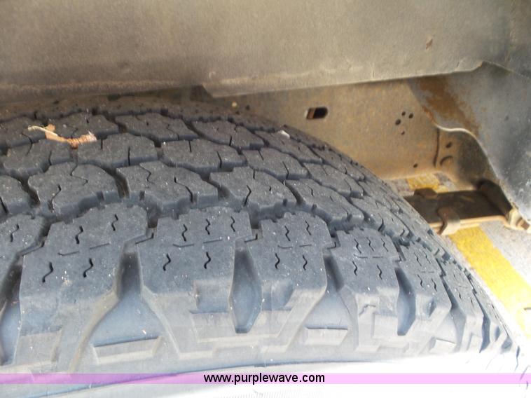 image for item L6752 2007 Ford E350 Extended van