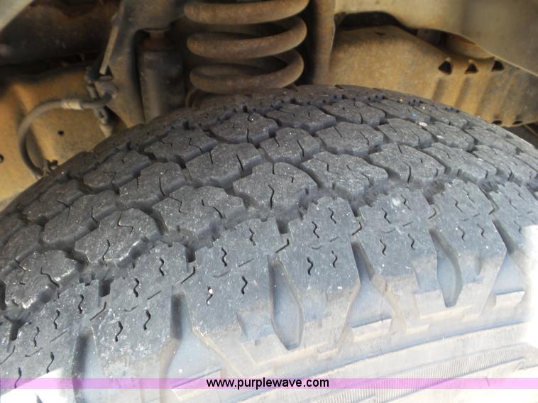 image for item L6752 2007 Ford E350 Extended van